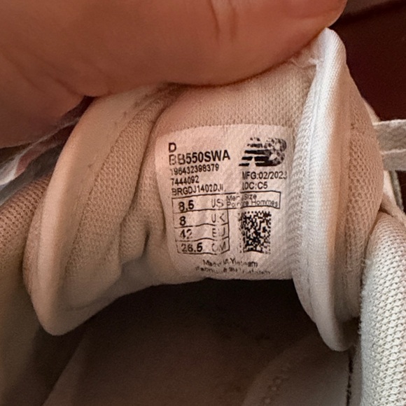 New Balance 550 White Grey Lace Up Sneakers Shoes - Picture 5 of 8